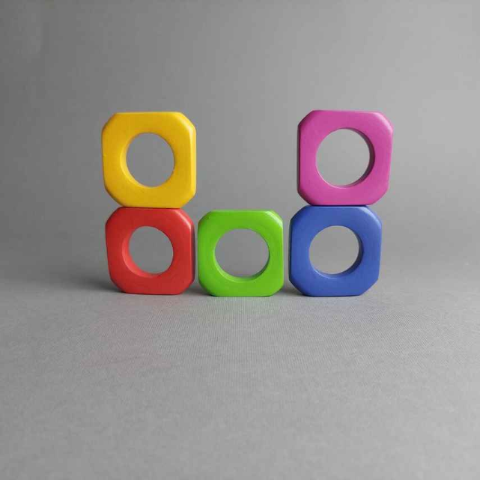 5 Colored Bowls with Matching Rings
